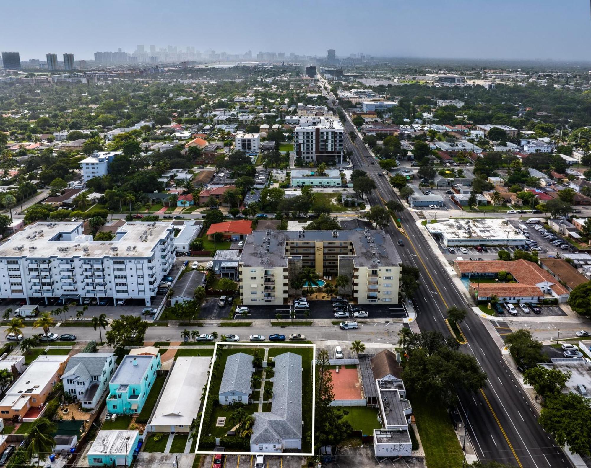 Praia Hotel Hollywood Kültér fotó